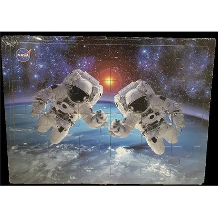 TEXAS TOY DISTRIBUTION Texas Toy Distribution WP-102 NASA Astronauts in Space Wood Puzzle - 24 Piece WP-102